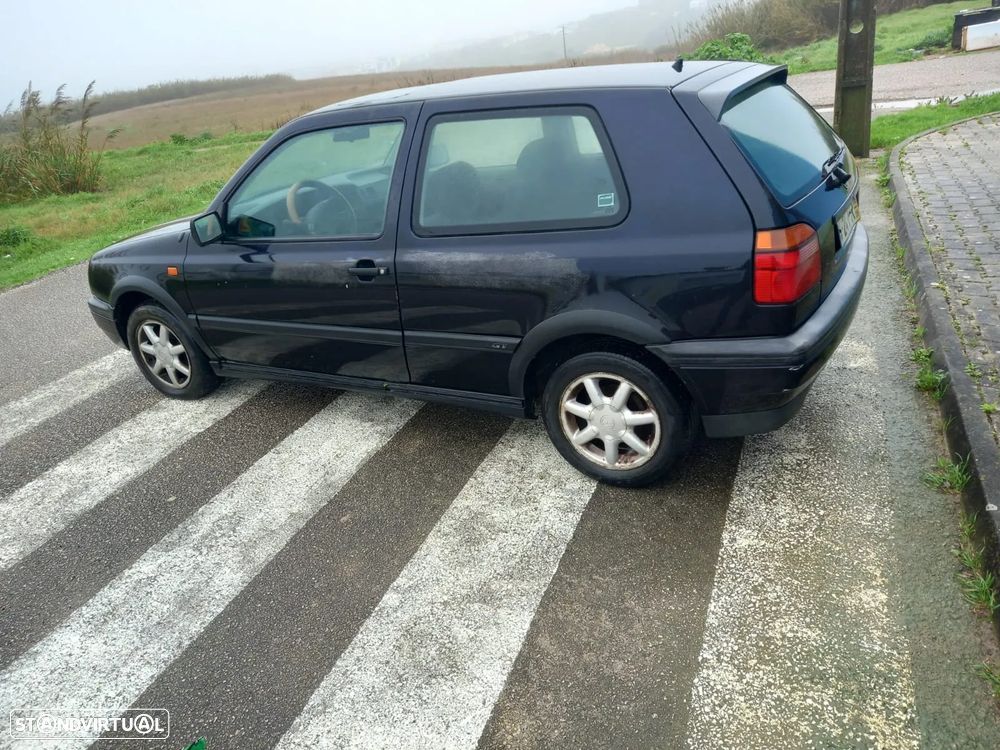VW Golf 1.6 GT - 3