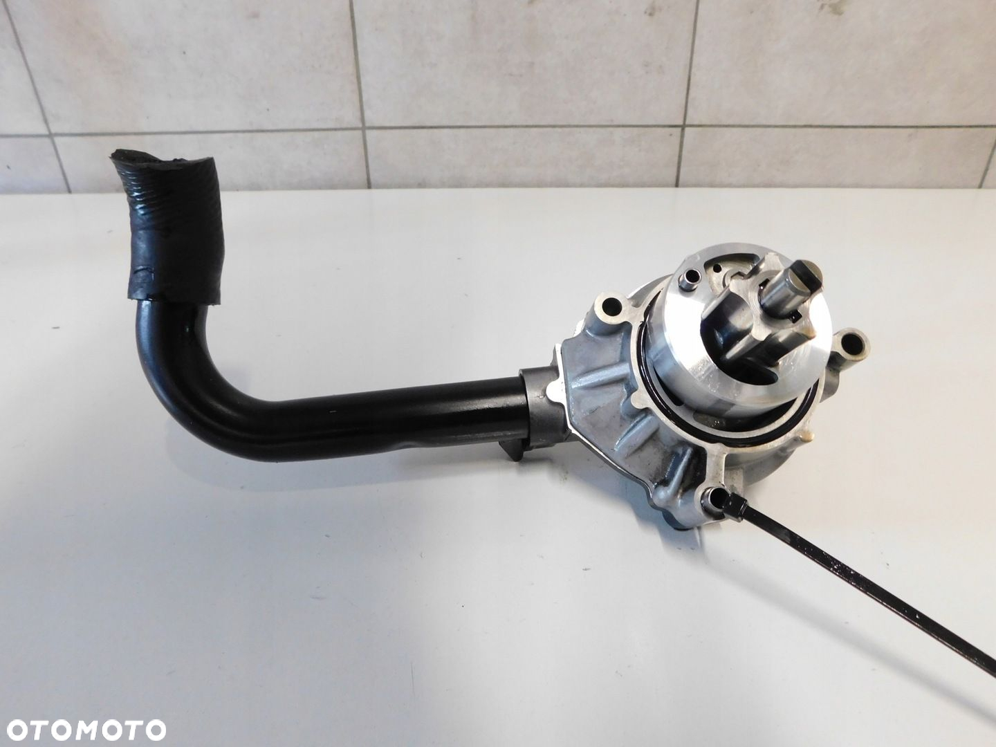 KAWASAKI Z800 ZR800AE POMPA WODY - 2