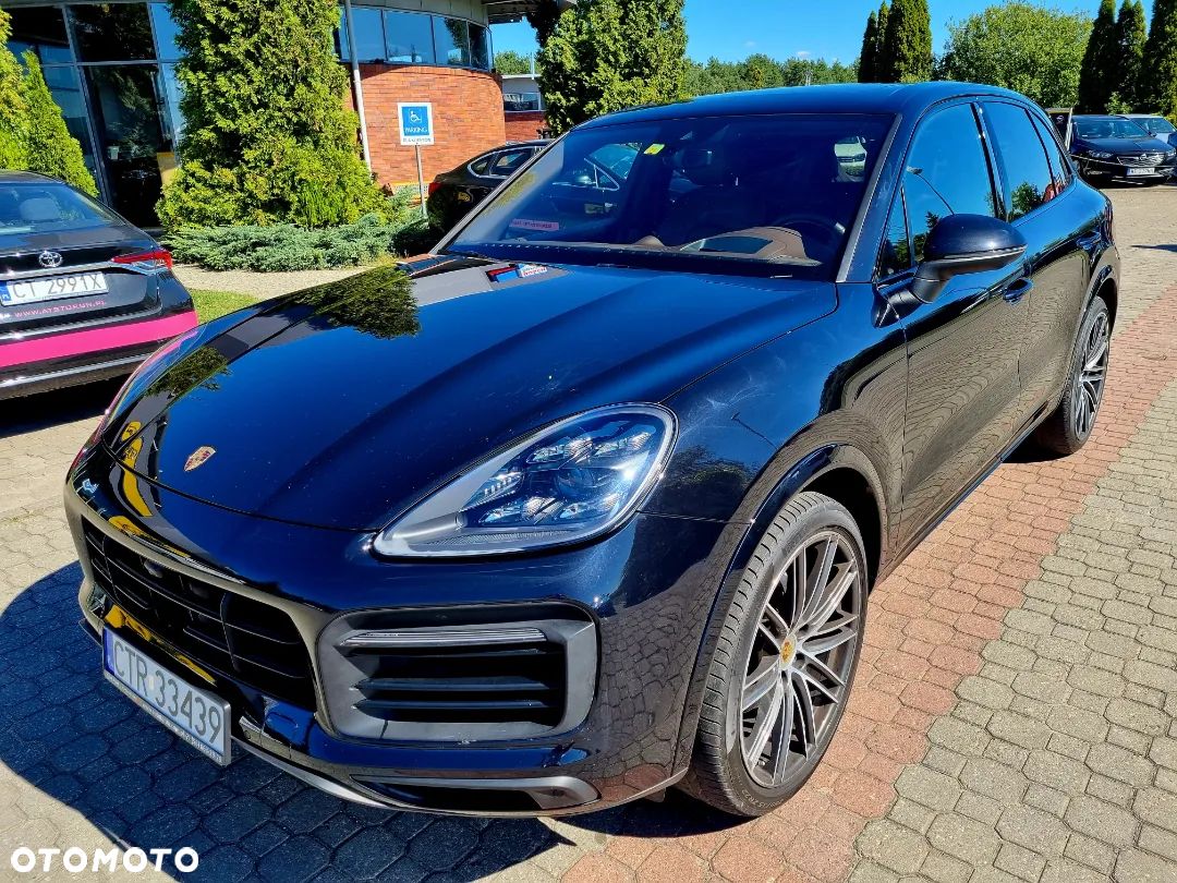 Porsche Cayenne - 1