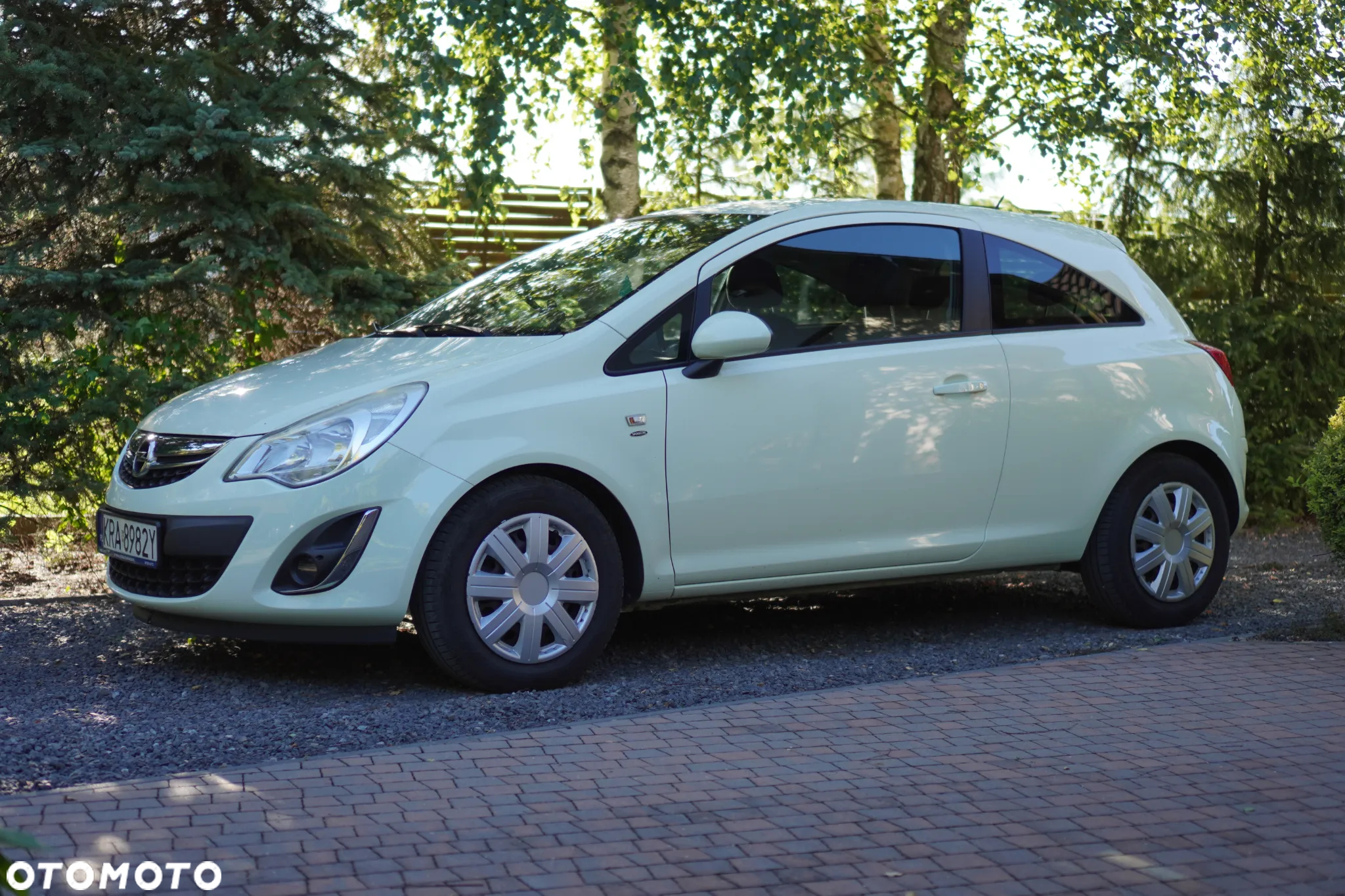 Opel Corsa 1.4 16V Satellite - 4