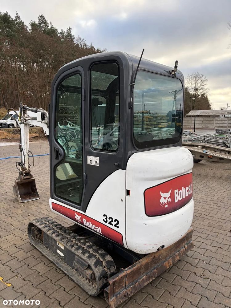 Bobcat 322 - 3