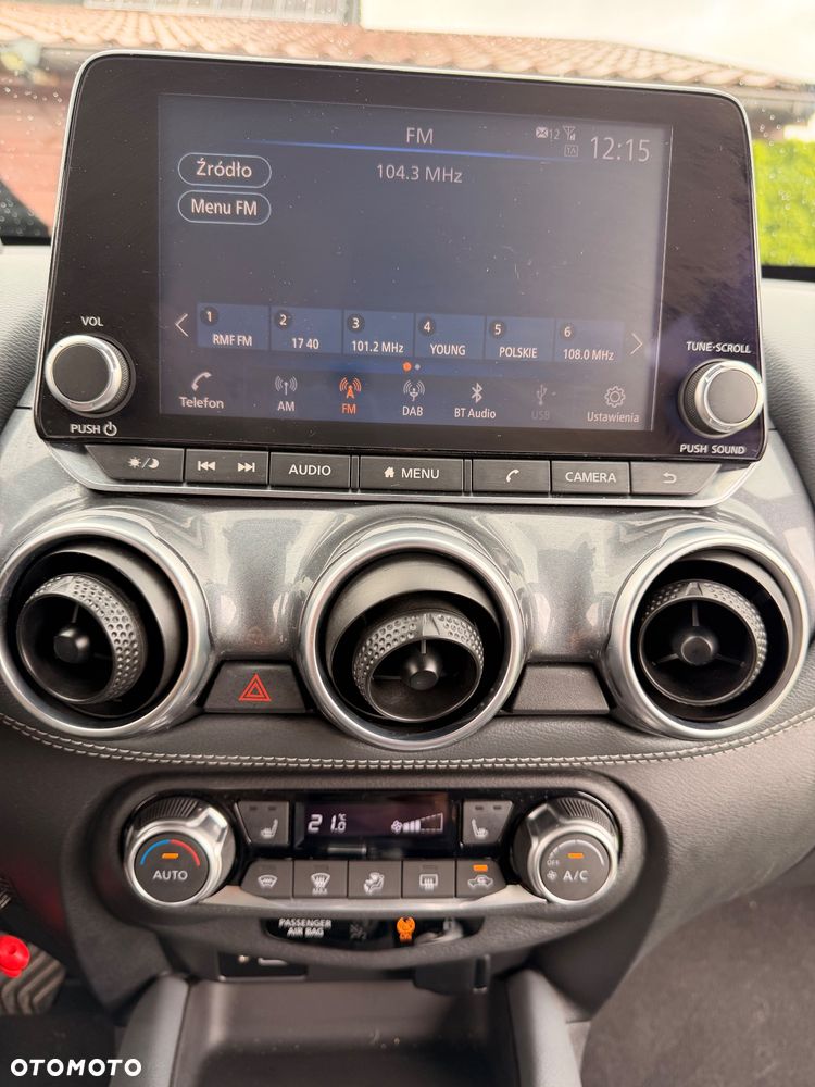 Nissan Juke 1.0 DIG-T N-Connecta DCT - 10