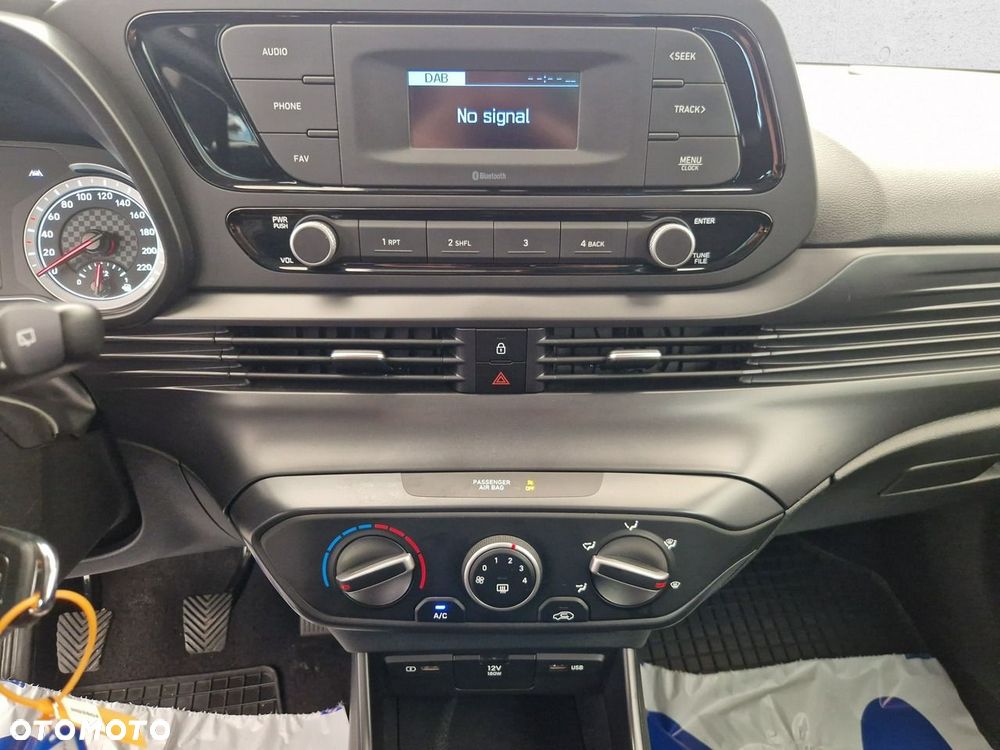 Hyundai i20 - 19