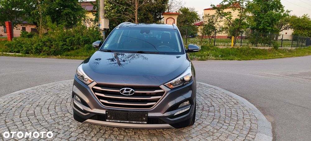 Hyundai Tucson 2.0 CRDI 4WD Style - 11