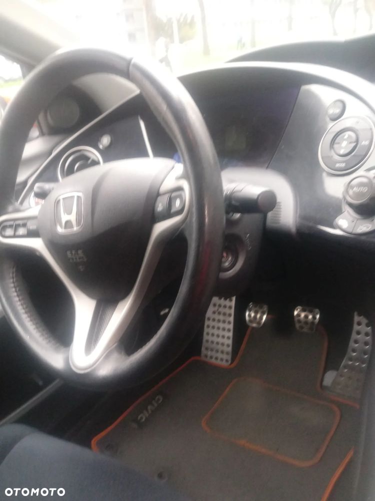 Honda Civic 1.4 Comfort - 28