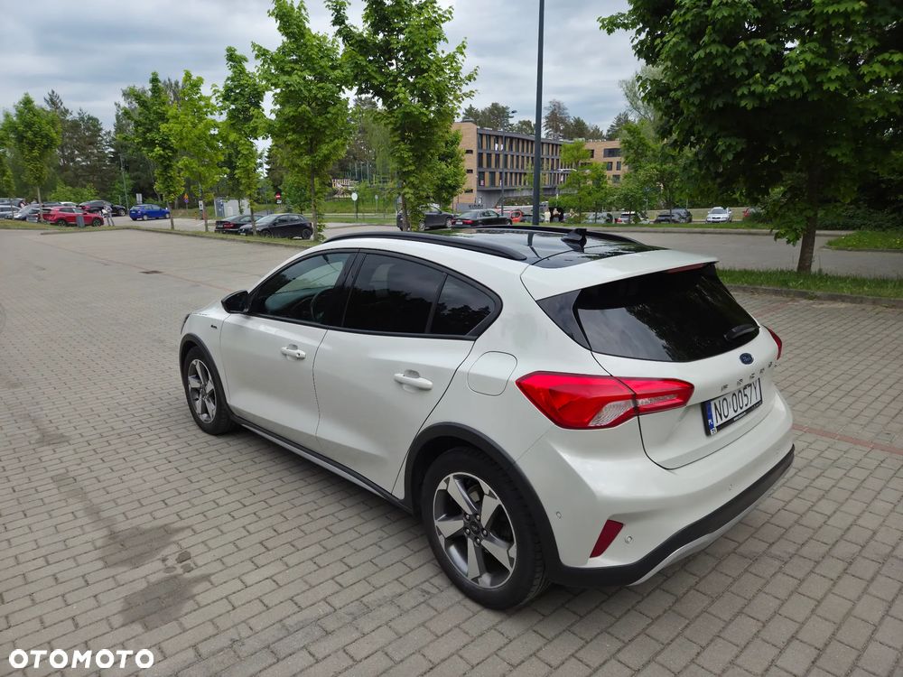 Ford Focus 1.0 EcoBoost mHEV Active X - 4