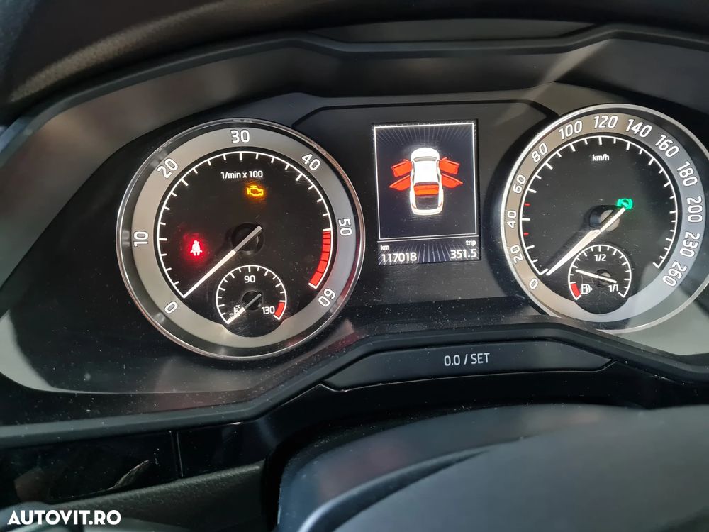 Skoda Superb 2.0 TDI DSG Laurin & Klement - 17
