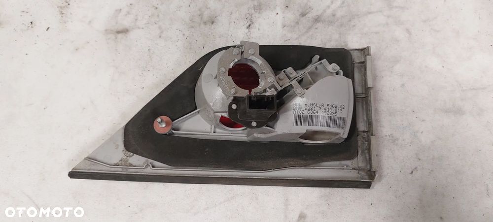 . LAMPA TYL TYLNA PRAWA W KLAPE BMW X3 E83 - 2