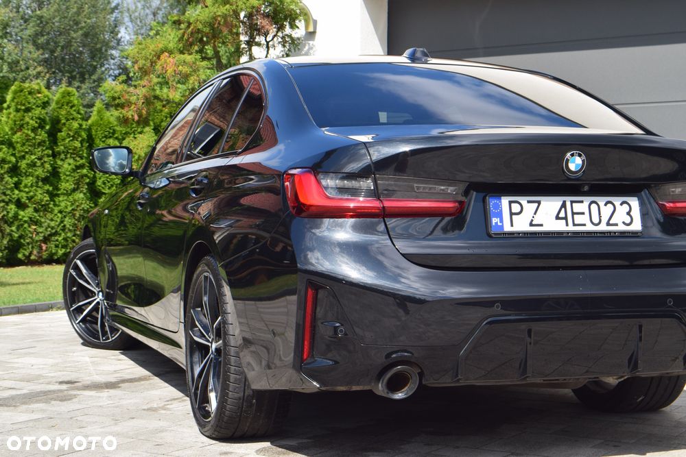 BMW Seria 3 320d xDrive M Sport sport - 38