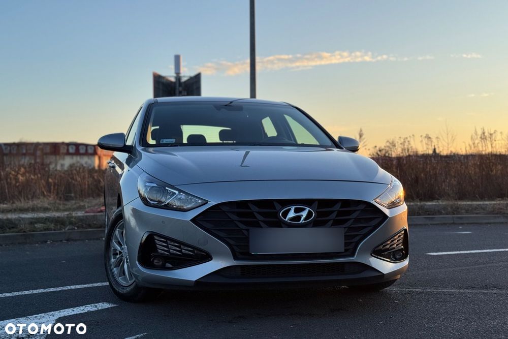 Hyundai i30 1.5 DPI Classic + - 5