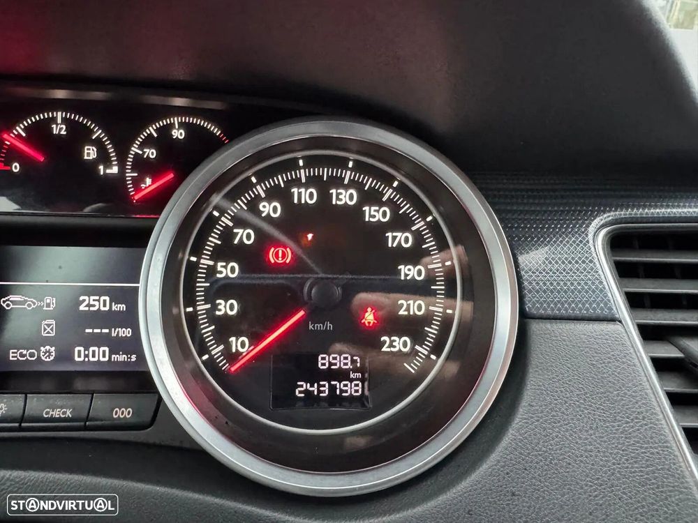 Peugeot 508 SW 1.6 e-HDi Active - 28