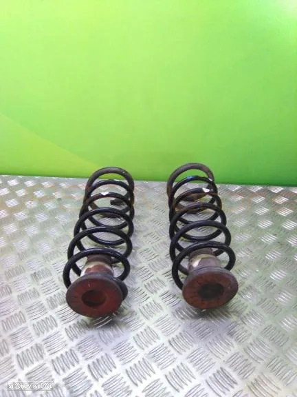 PEÇAS AUTO USADAS para Citroen C4 Picasso 1.6Hdi 2009 Monta Motor 9HZ - 35