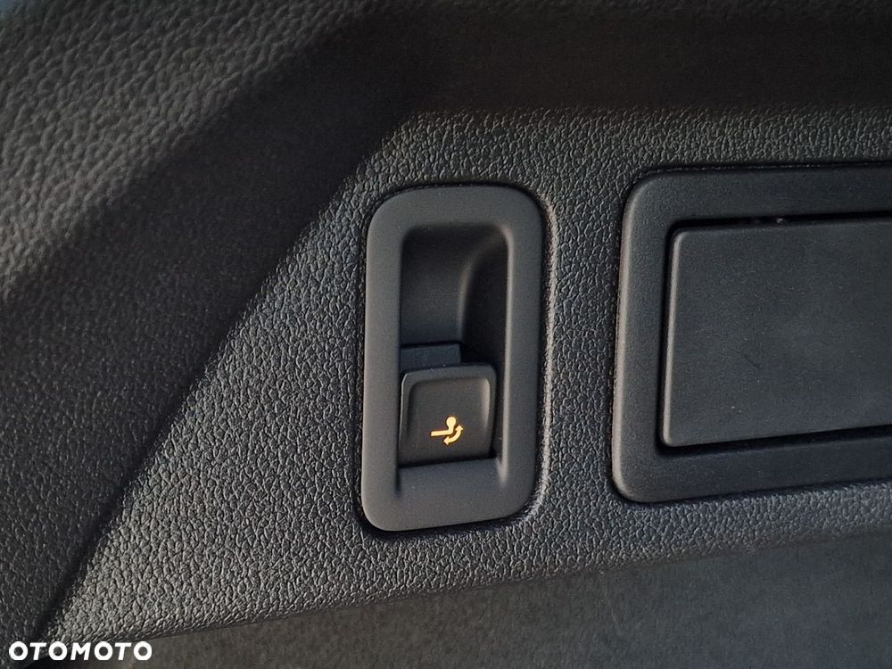 Volkswagen Tiguan 2.0 TDI SCR 4Mot R-Line DSG - 16