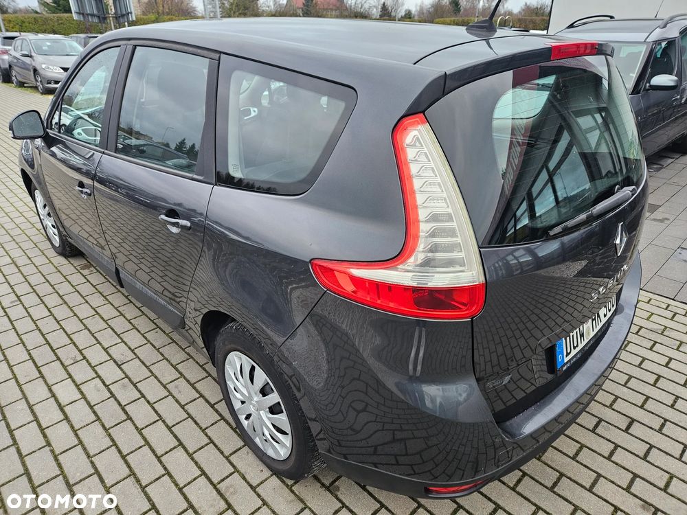 Renault Grand Scenic 1.9 dCi FAP Privilege - 5