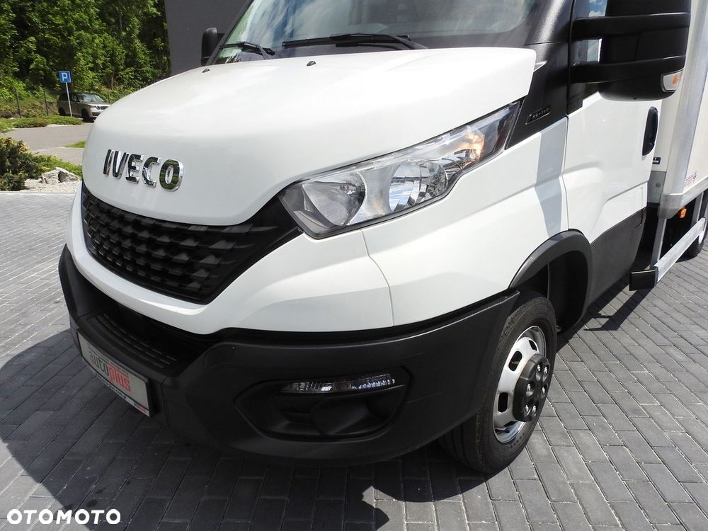 Iveco DAILY 35C14 KONTENER 8 PALET TEMPOMAT KLIMATYZACJA  BLIŹNIACZE KOŁA  140KM - 18