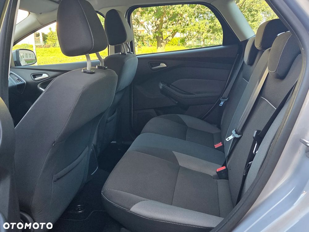 Ford Focus 1.6 Ti-VCT Style - 8