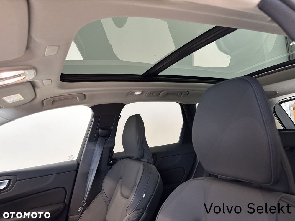 Volvo XC 60 - 24