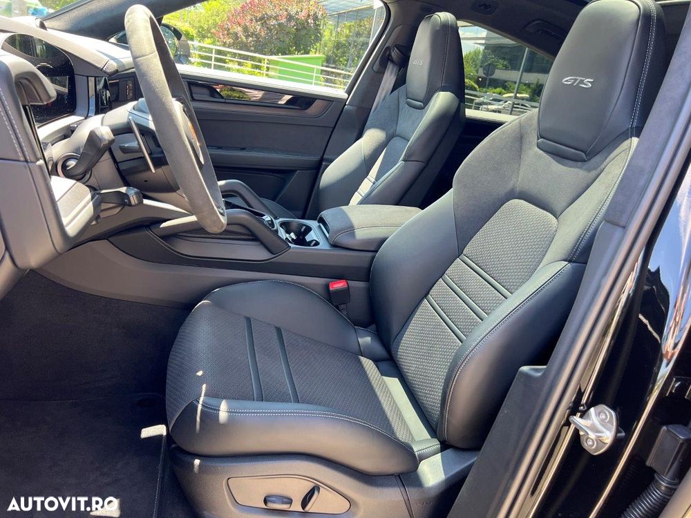 PORSCHE Cayenne Coupe 2026 — imagine 8