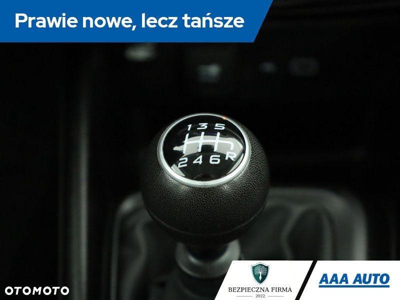 Fiat Tipo - 12