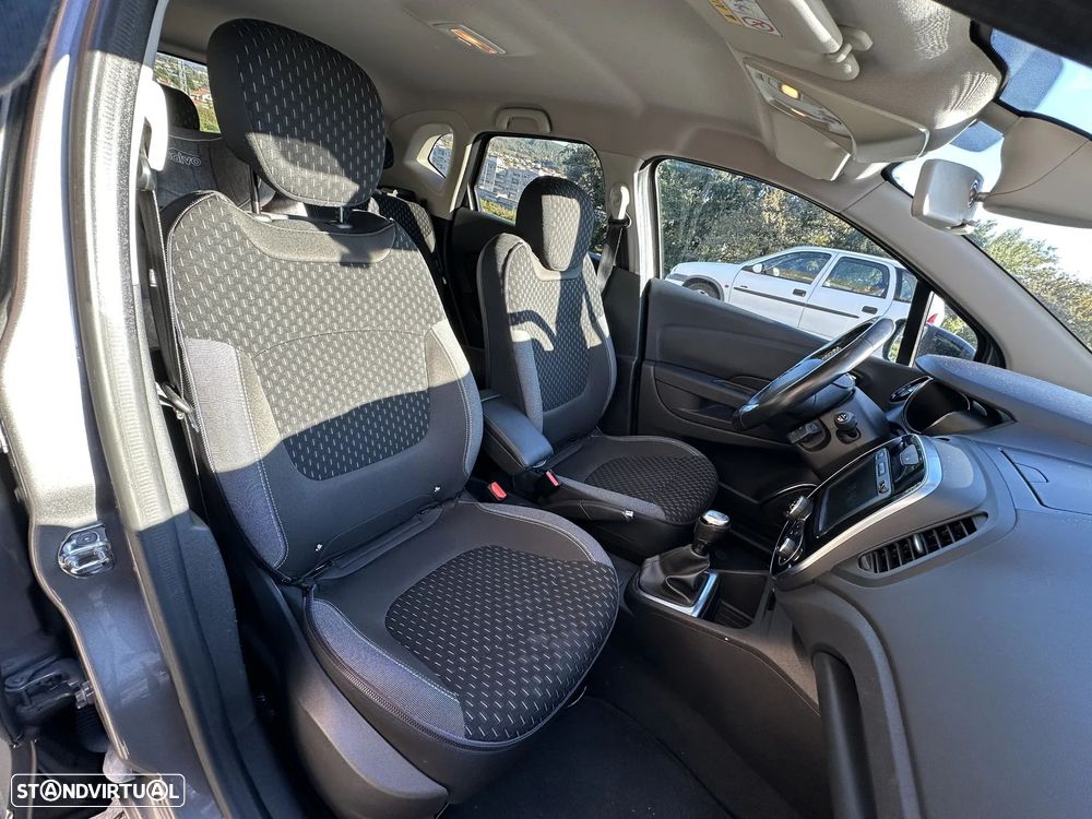 Renault Captur 1.5 dCi Zen - 10