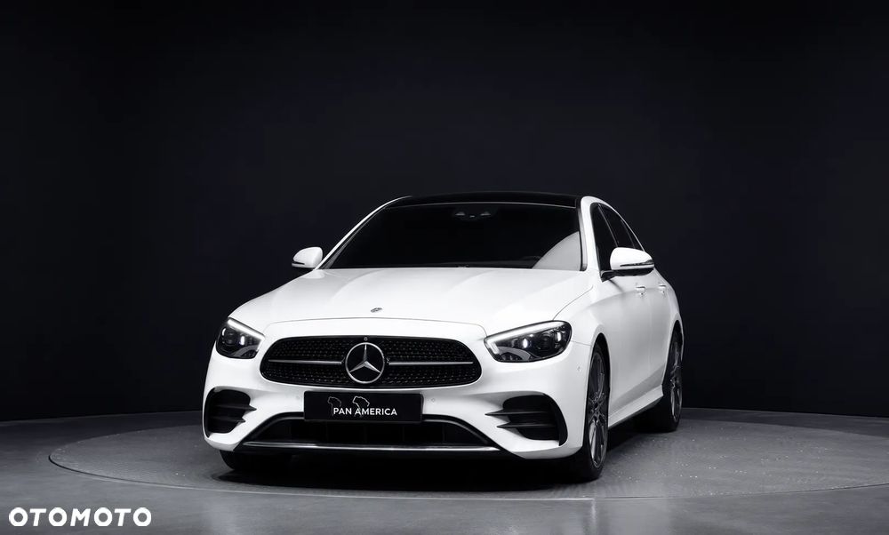Mercedes-Benz Klasa E 300 9G-TRONIC - 2