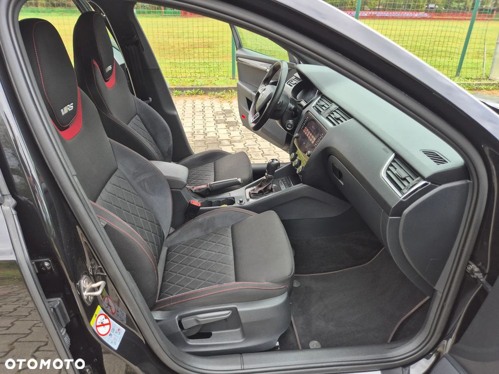 Skoda Octavia 2.0 TSI DSG RS 230 - 31