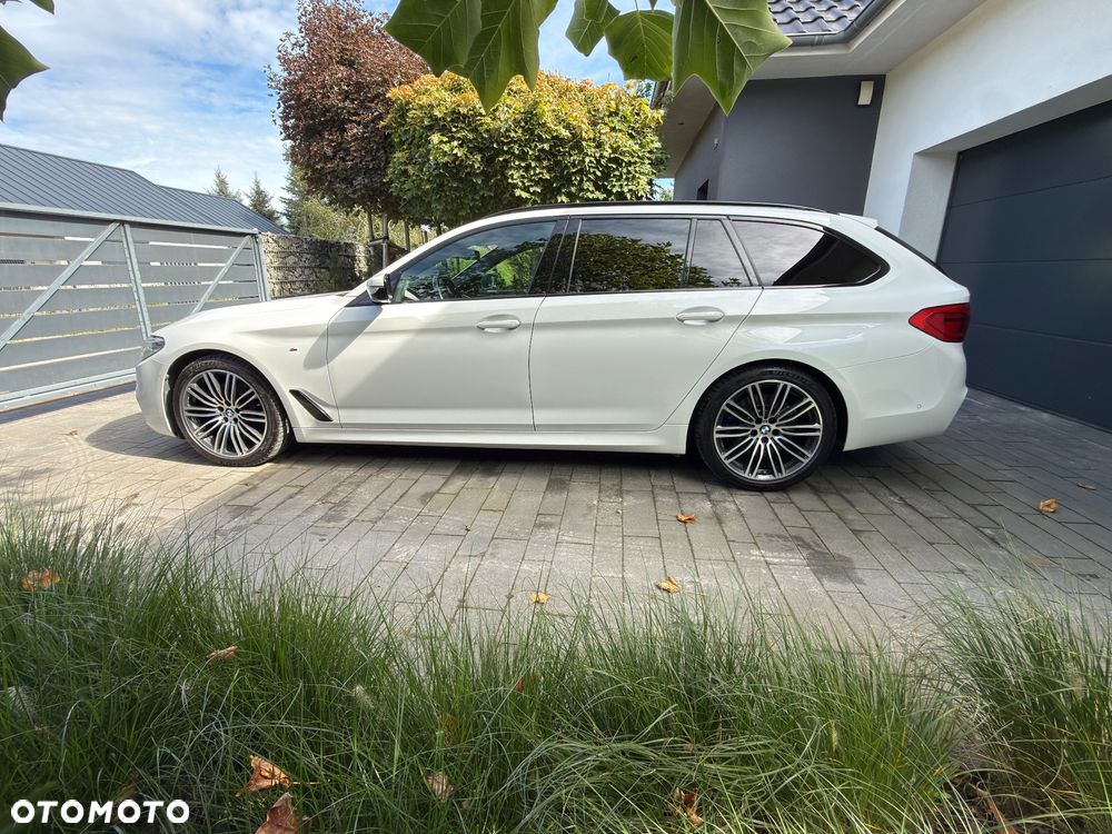 BMW 5 Series 2018 photo 4
