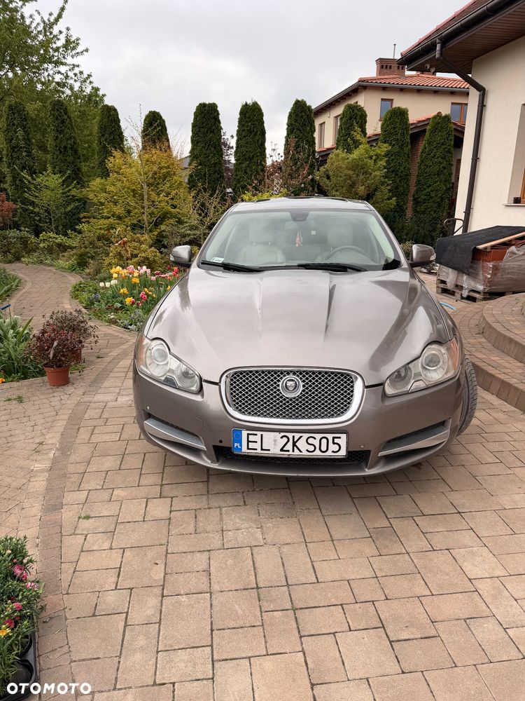 Jaguar XF - 1