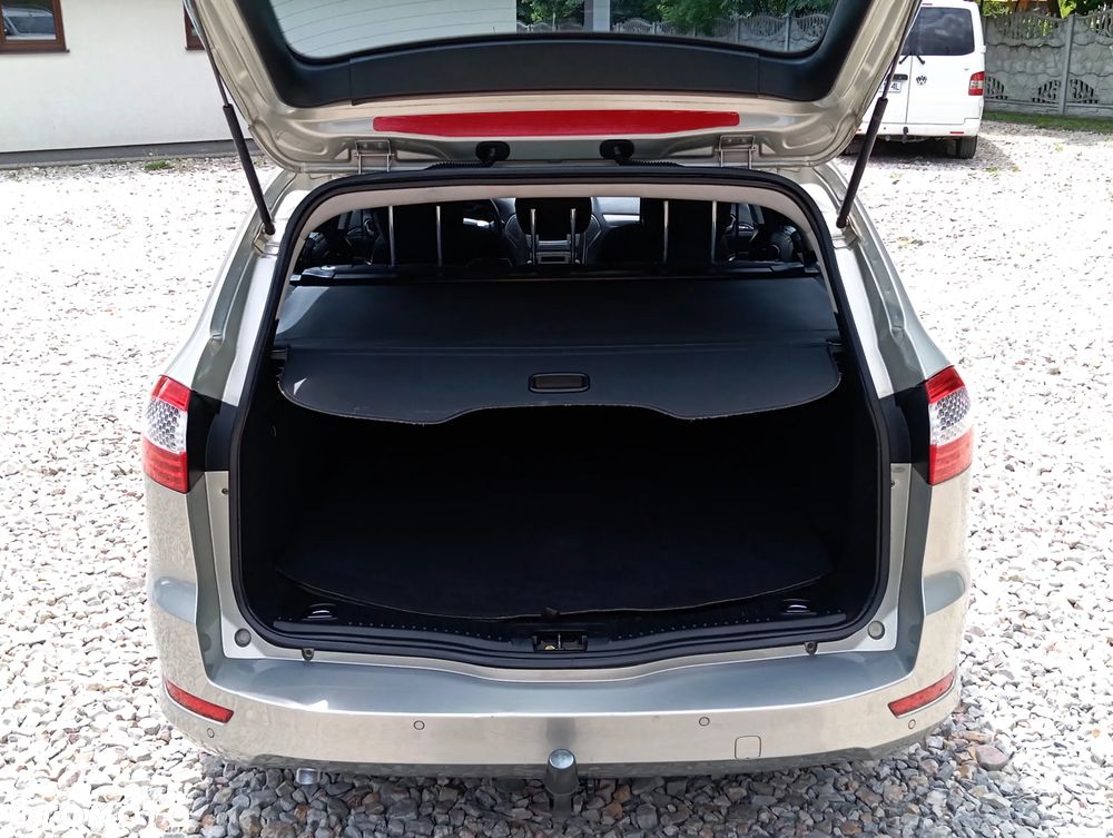 Ford Mondeo 2.0 Viva Titanium - 17