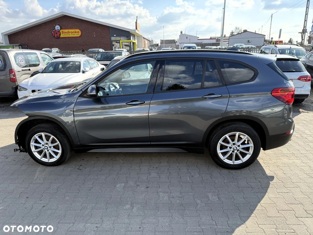 BMW X1 sDrive18d Advantage sport - 7