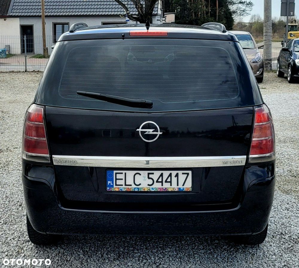 Opel Zafira 1.9 CDTI Essentia - 26