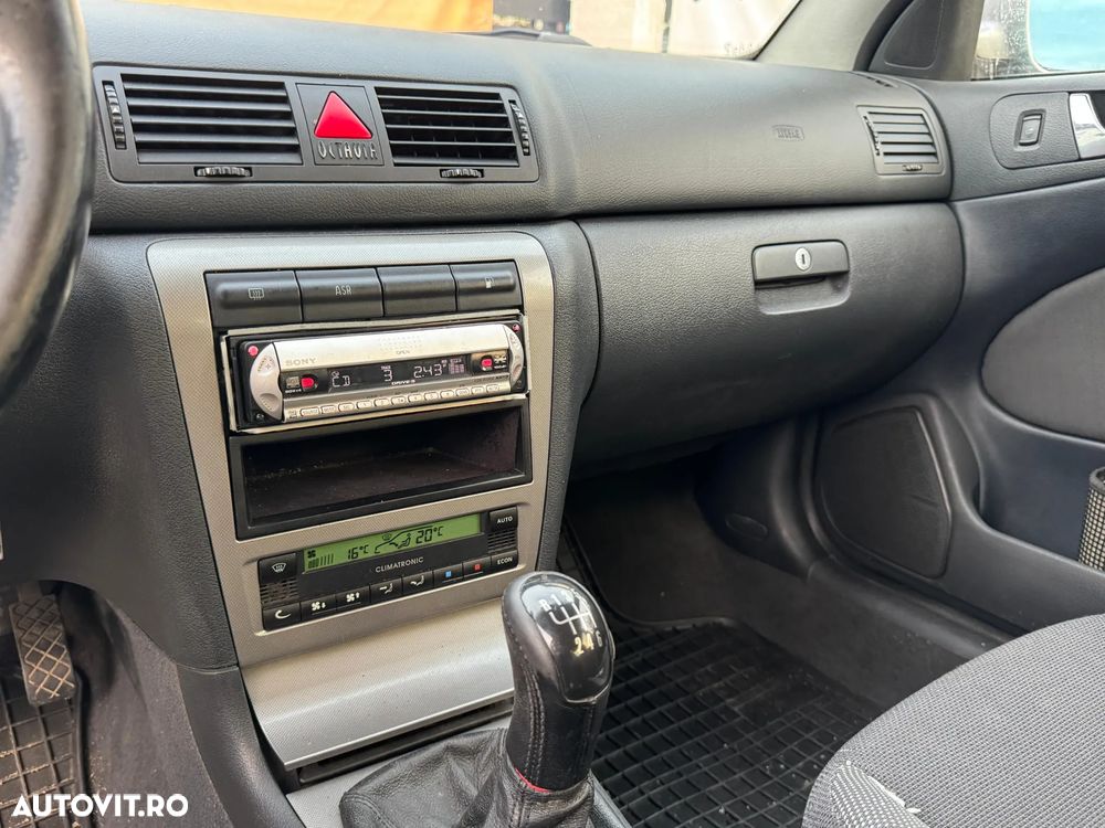 Skoda Octavia Combi 1.9TDI Elegance - 10