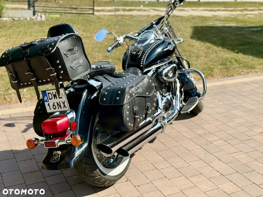 Suzuki VL 800 Volusia - Boulevard C50 - 11