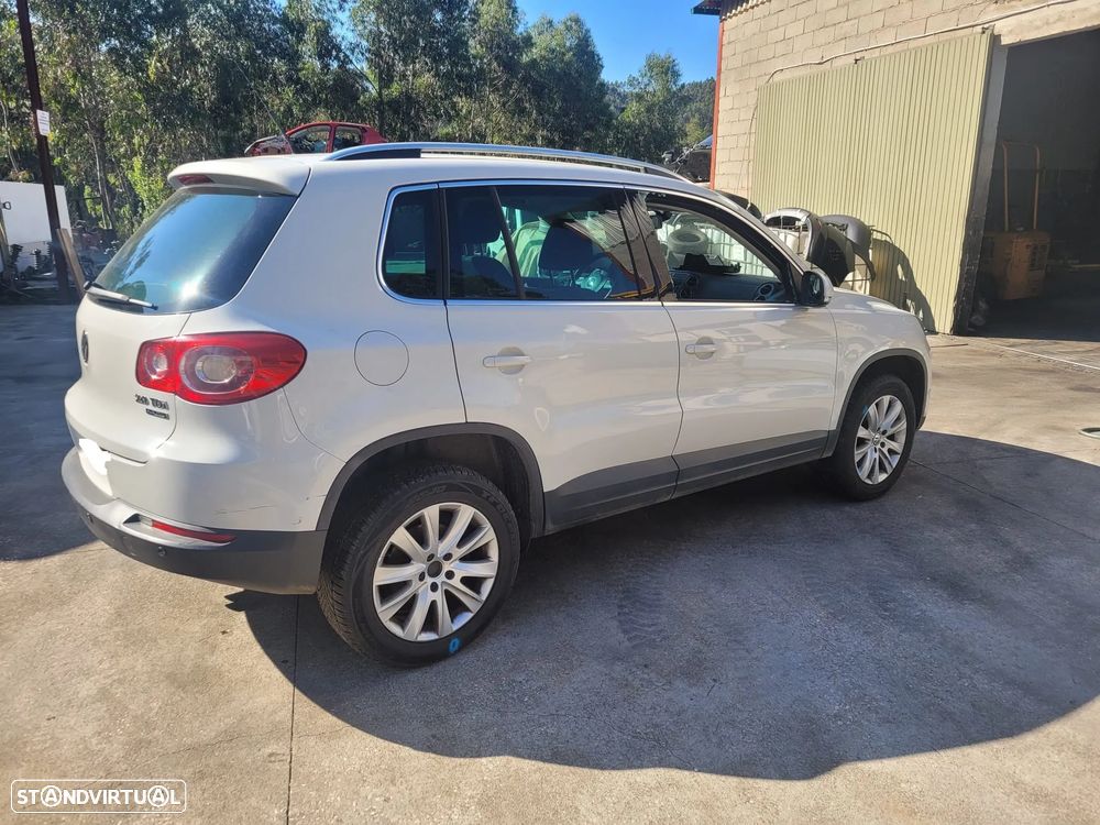 Volkswagen Tiguan 2.0 tdi ano 2009 - 8