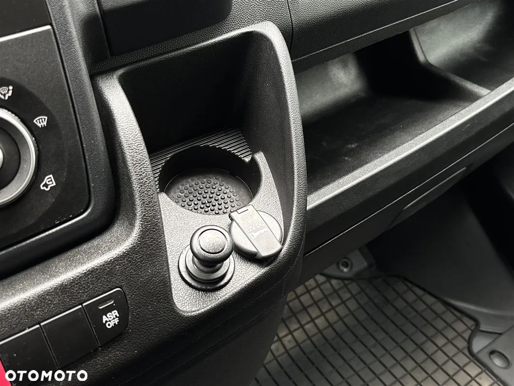 Peugeot Boxer - 29