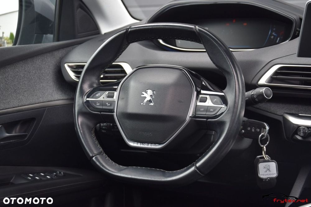 Peugeot 3008 - 28