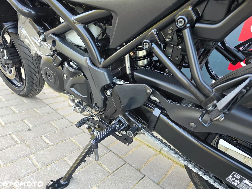 Suzuki SV - 10
