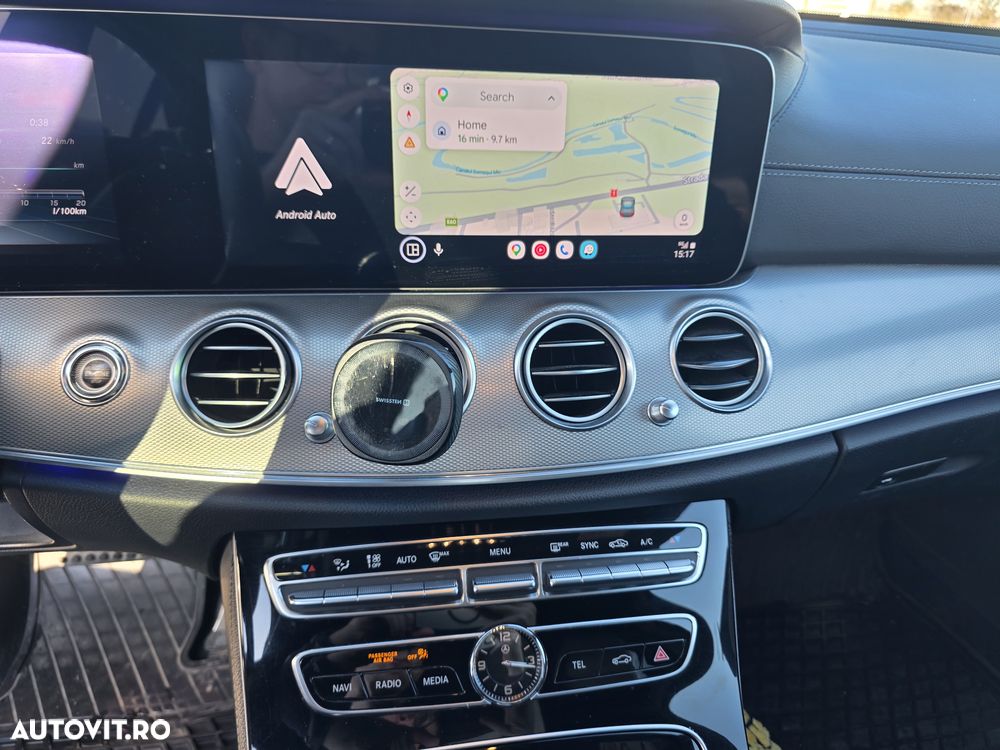 Mercedes-Benz E - 21