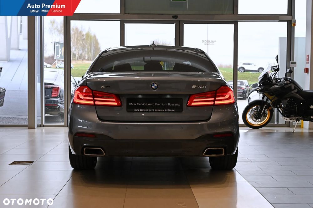 BMW Seria 5 540i xDrive - 19