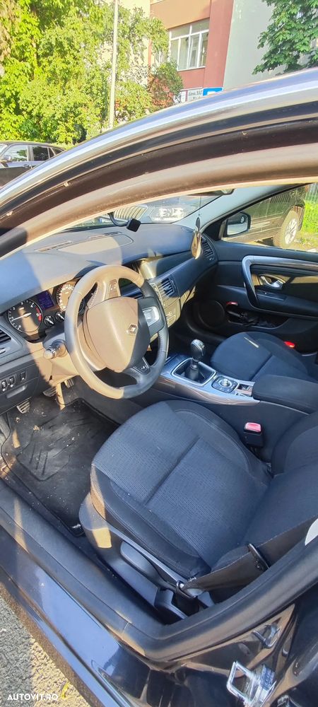 Renault Laguna - 4
