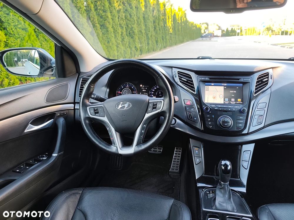 Hyundai i40 Kombi 1.7 CRDi DCT Premium - 15