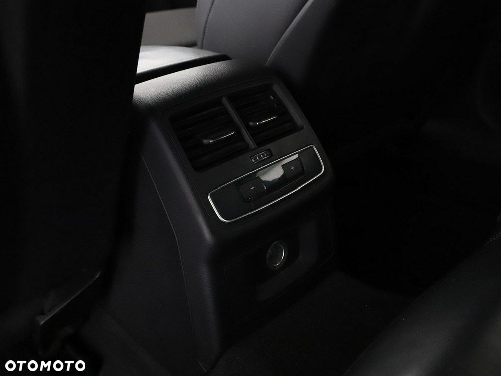 Audi A5 Sportback 35 TFSI S tronic S line - 39