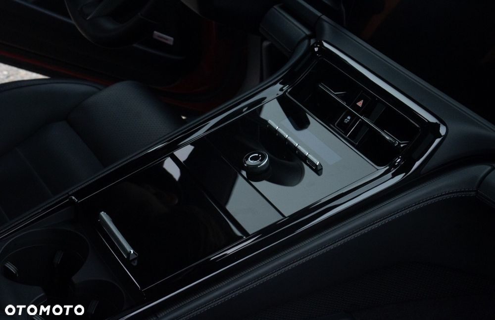 Porsche Panamera 4S E-Hybrid - 12