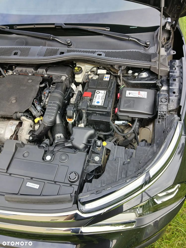 Citroën C4 BlueHDi 130 Stop&Start EAT8 FEEL PACK - 9