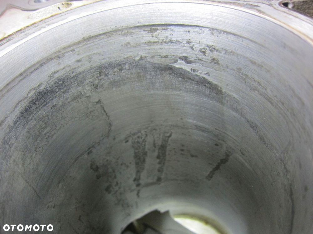 BMW X1 F48 B46 B46A20B F30 F20 X3 G01 BLOK SILNIKA 7647104 1025331 - 6