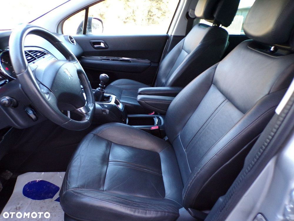 Peugeot 5008 - 30