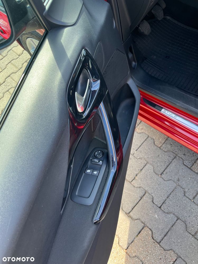 Peugeot 208 1.2 PureTech Allure - 7