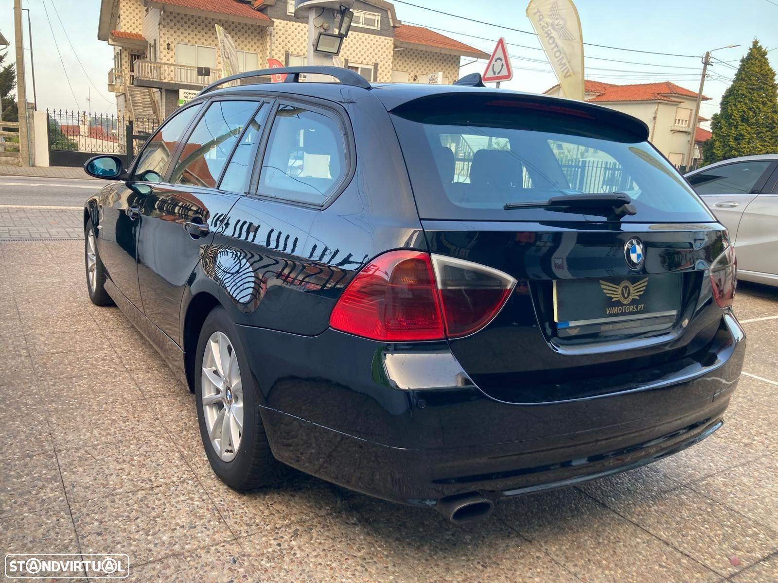 BMW 318 d Touring - 23