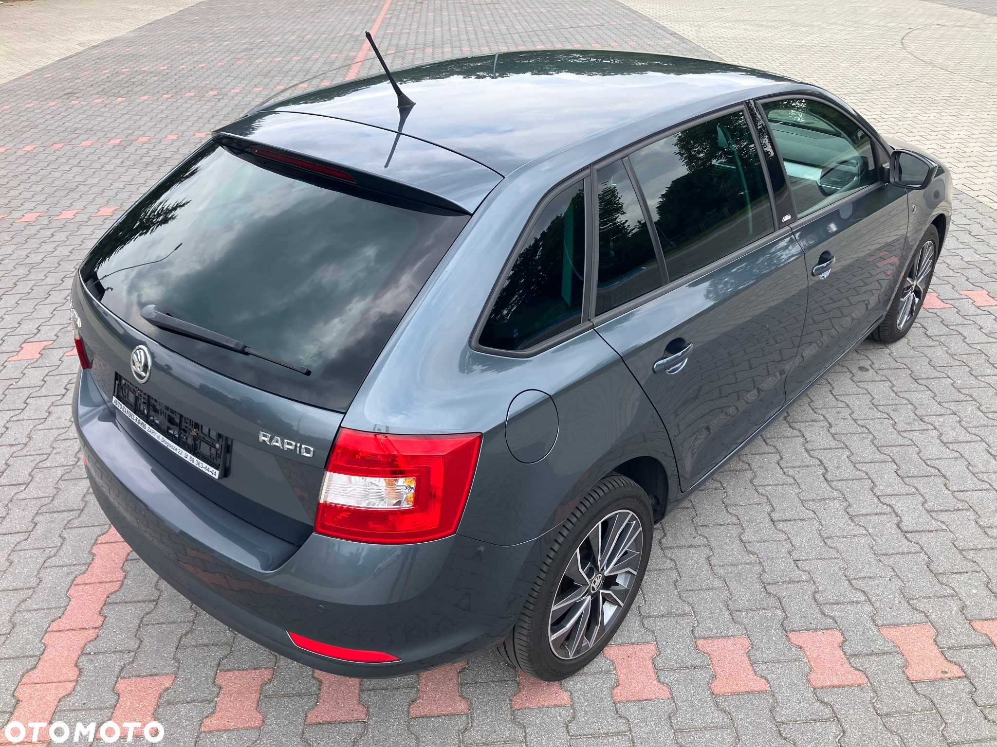Skoda RAPID 1.6 TDI DPF Edition DSG - 9