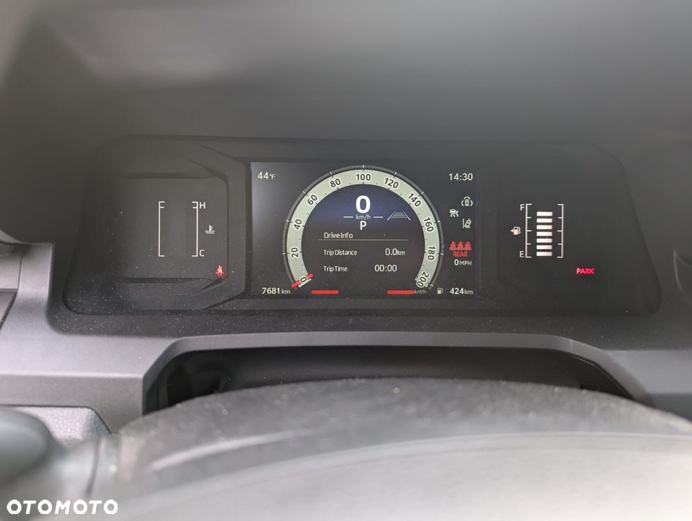 Toyota Tacoma - 9